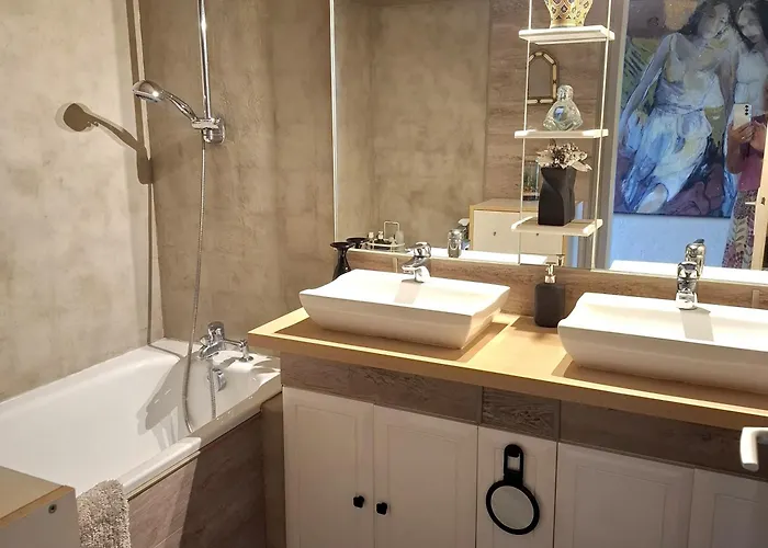 Alojamento de Acomodação e Pequeno-almoço Et Jardin Baiona